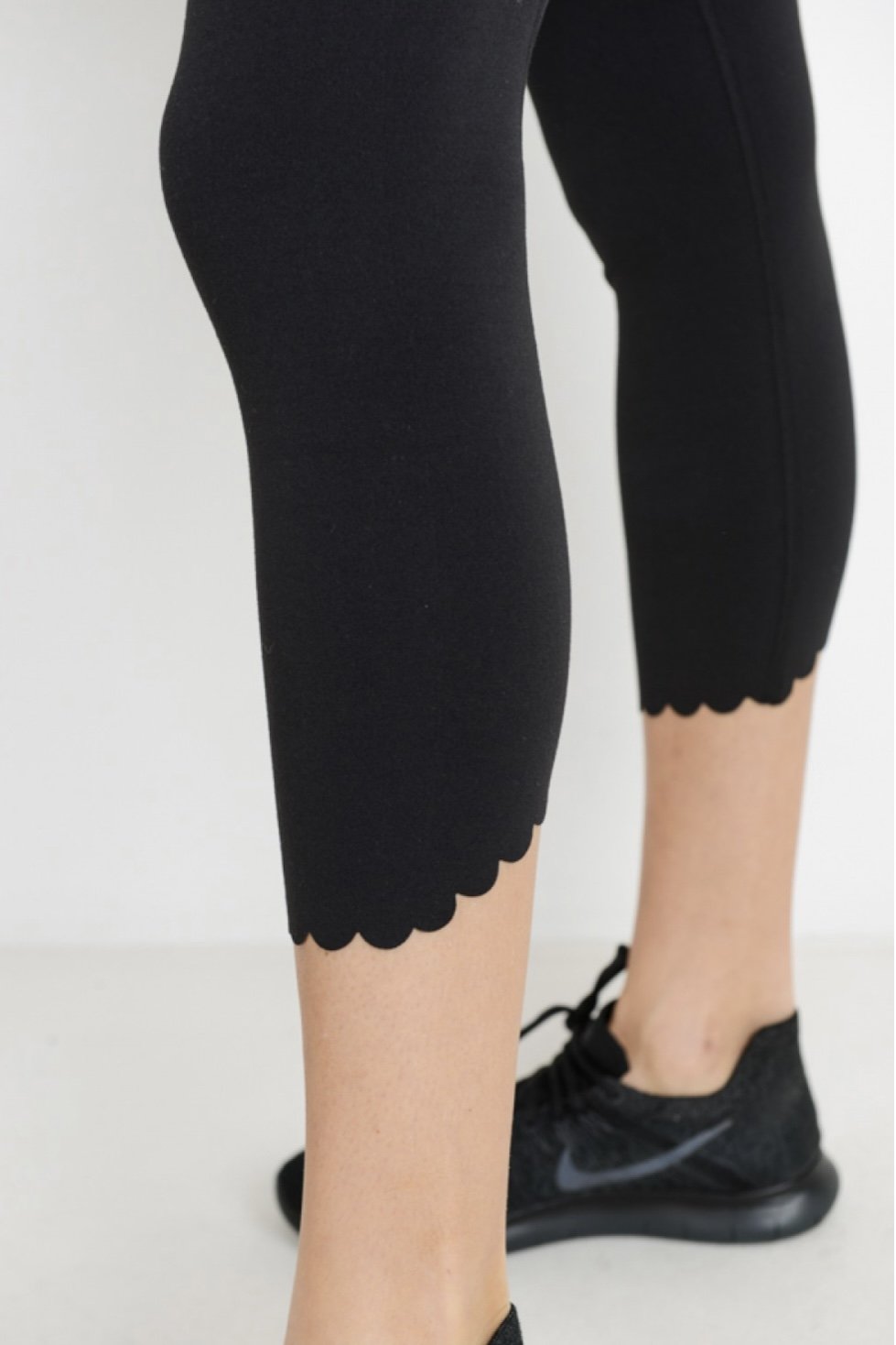 Scallop Highwaist Legging