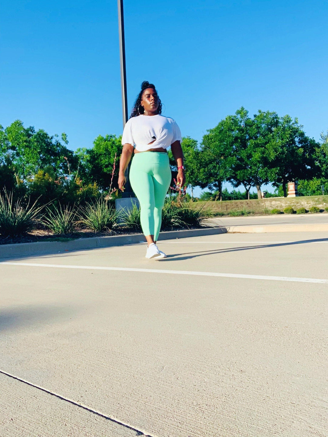 Mint Scallop Highwaist Legging - She's Bae Boutique